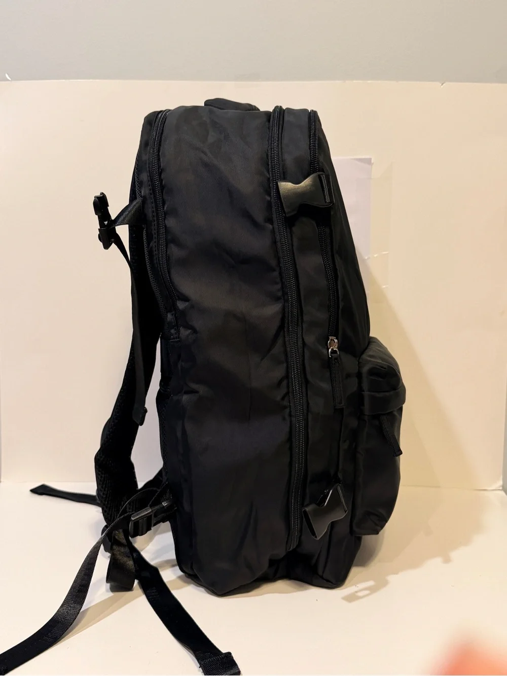 NWT WonHox Black Vacuum Seal Backpack Includes Air Pump